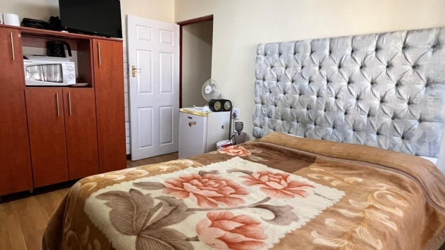 14 Bedroom Property for Sale in Baysville Eastern Cape